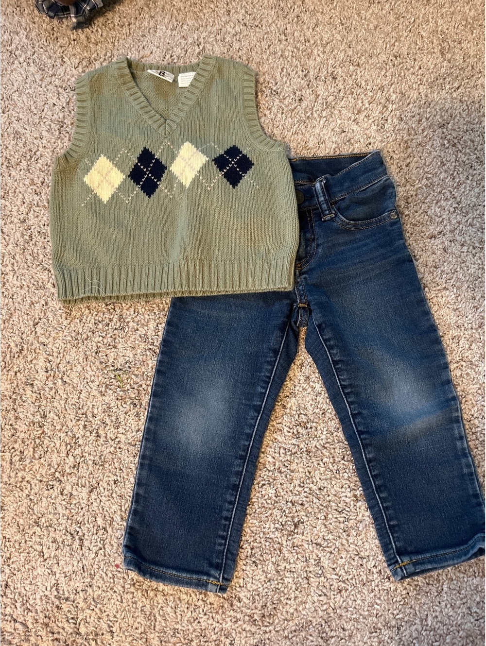 Toddler Sweater Vest and Slim Denim Jeans Set
